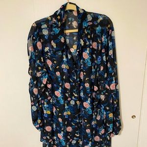 NWOT Torrid Disney Alice in Wonderland Blouse